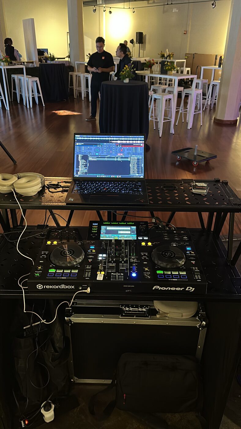 DJ Alphire's Pioneer Rekordbox setup at a Valentine's Day themed party